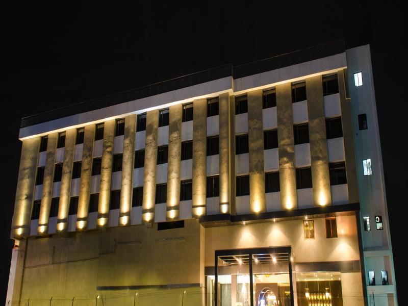 Hotel LXIA Hinjewadi Pimpri-Chinchwad Buitenkant foto