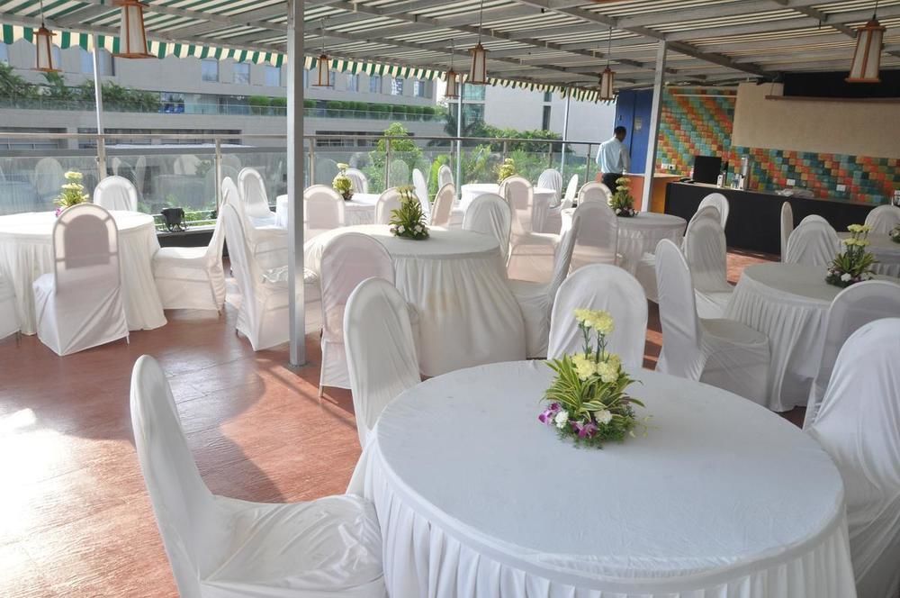 Hotel LXIA Hinjewadi Pimpri-Chinchwad Buitenkant foto