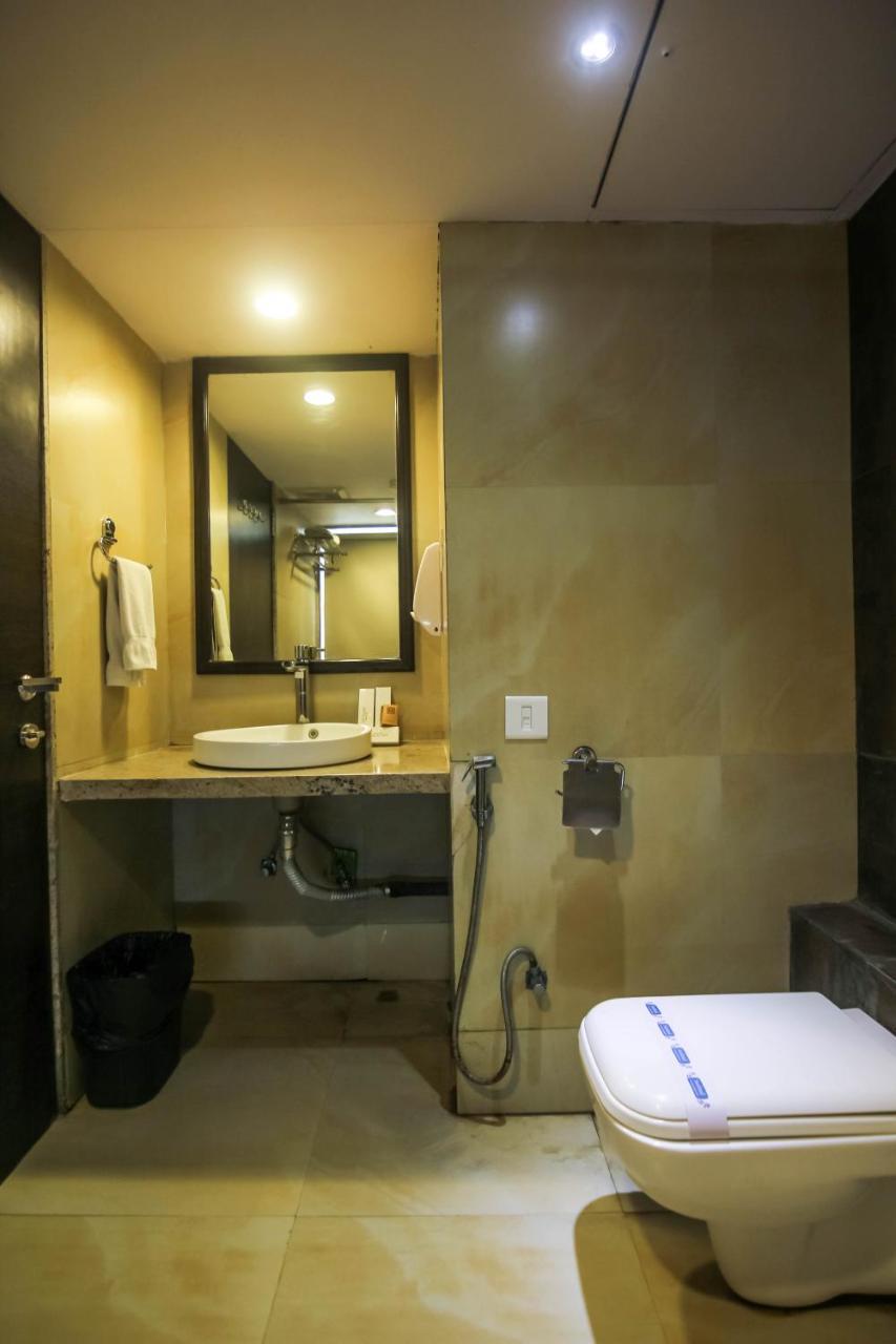 Hotel LXIA Hinjewadi Pimpri-Chinchwad Buitenkant foto