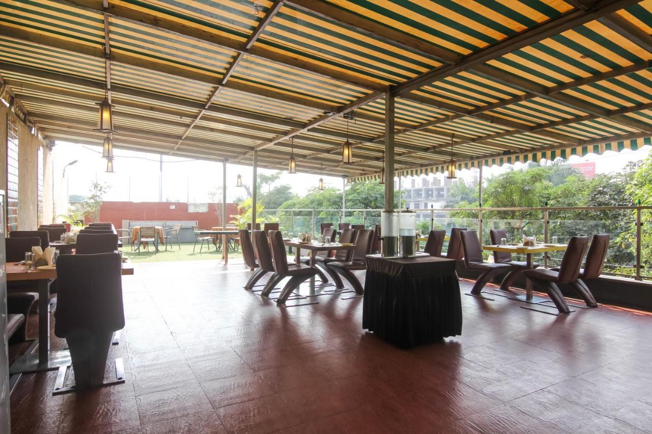Hotel LXIA Hinjewadi Pimpri-Chinchwad Buitenkant foto